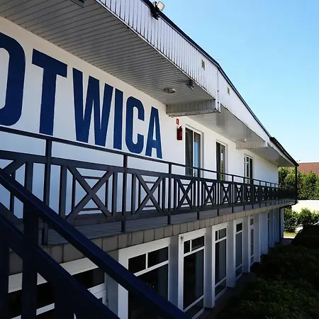 Ow Kotwica פארק נופש